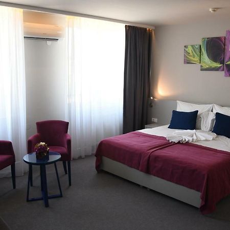 Hotel Крагуевац Экстерьер фото