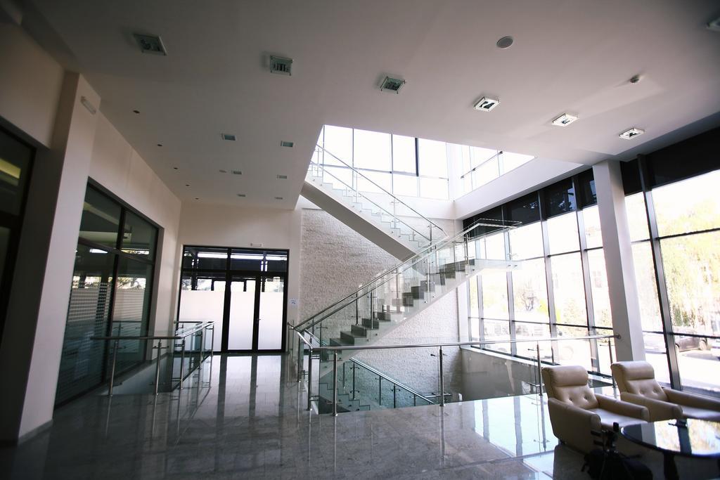 Hotel Крагуевац Экстерьер фото
