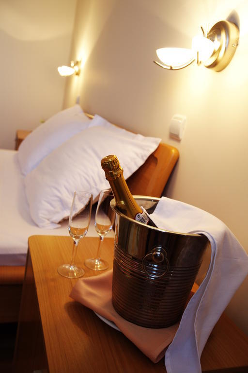 Hotel Крагуевац Экстерьер фото
