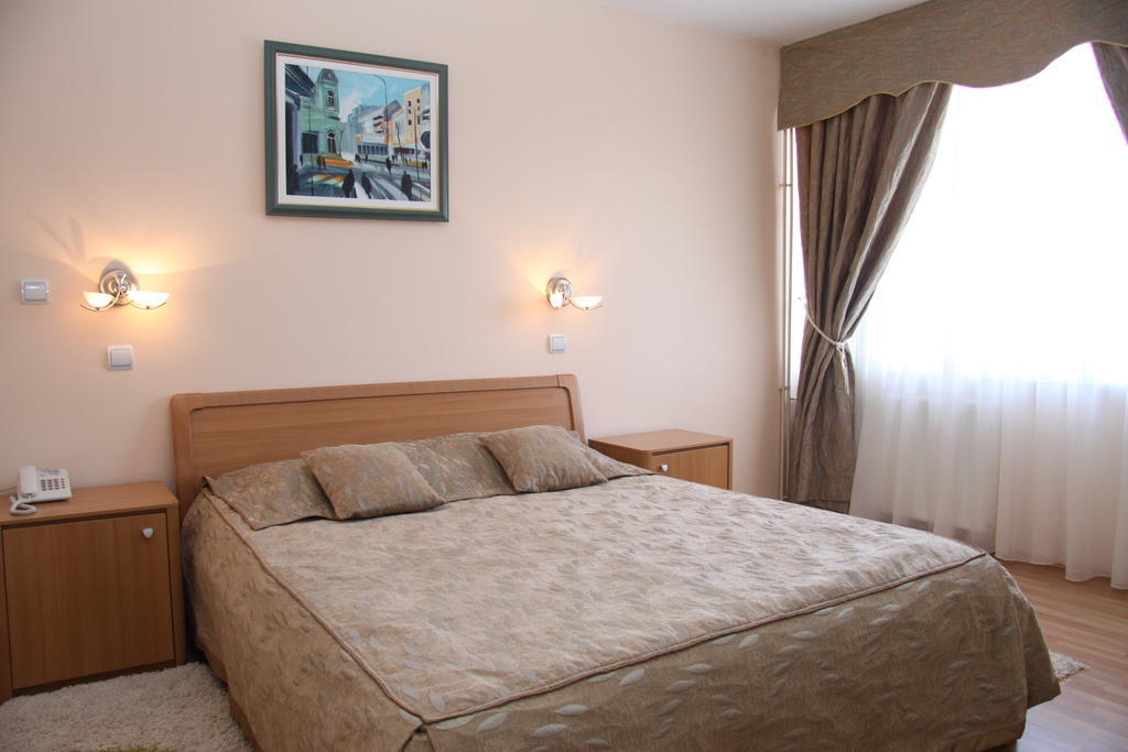 Hotel Крагуевац Экстерьер фото